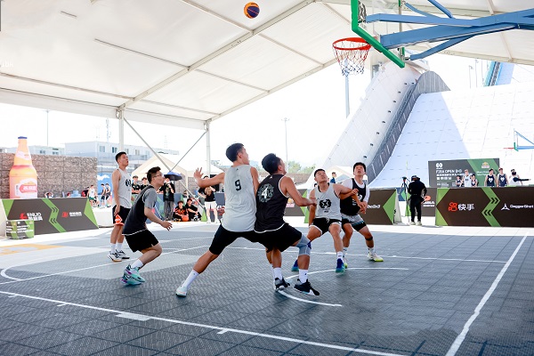 北京三人篮球公开赛首站启幕