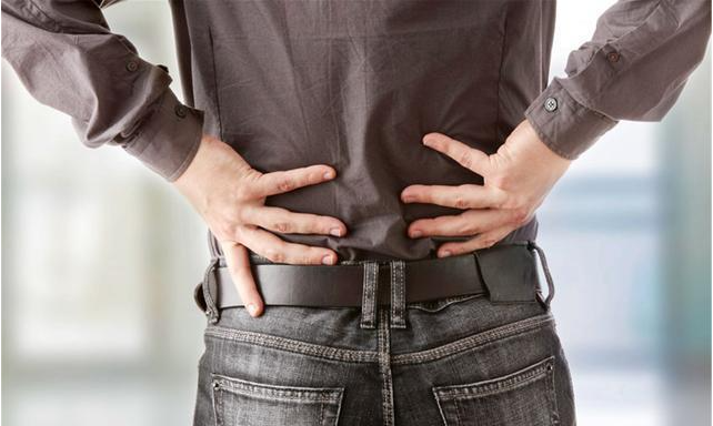 腰部疼痛的原因有哪些，突然开始腰部疼痛怎么回事呢