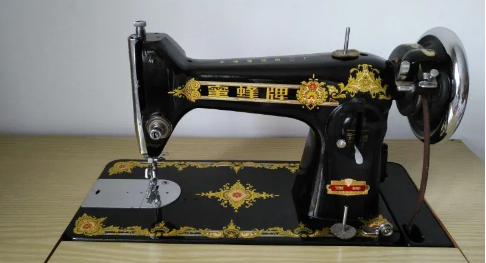 旧缝纫机多少钱一台（最低160元(保存较好的价格能上千元）