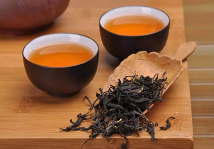 正山小种是什么茶，清爽甜醇的正山小种