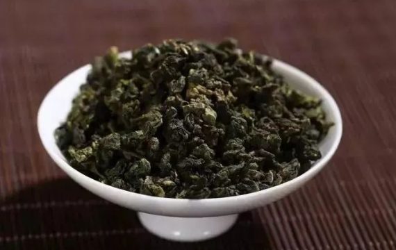 乌龙茶属于什么茶，乌龙茶是一种青茶，属于半发酵茶