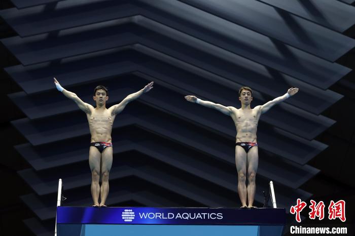 游泳世锦赛：中国跳水队再夺两金 包揽已决出的全部七金