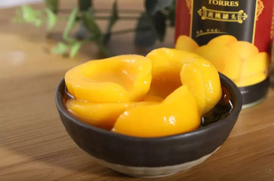 黄桃罐头吃一半怎么保存
