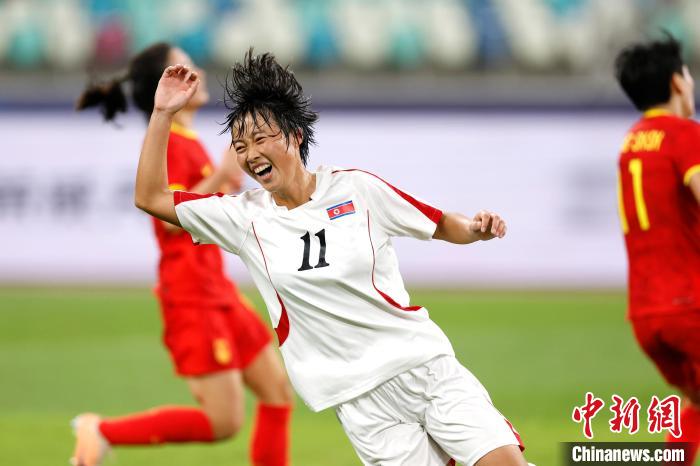 奥预赛首战1:2不敌朝鲜队 中国女足出线堪忧